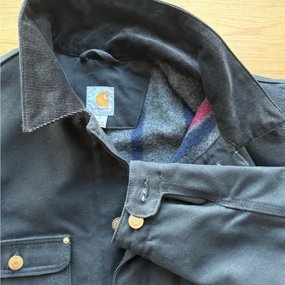 Carhartt firm duck blanket lined Chore coat. Black, Medium - Picture 3 of 5